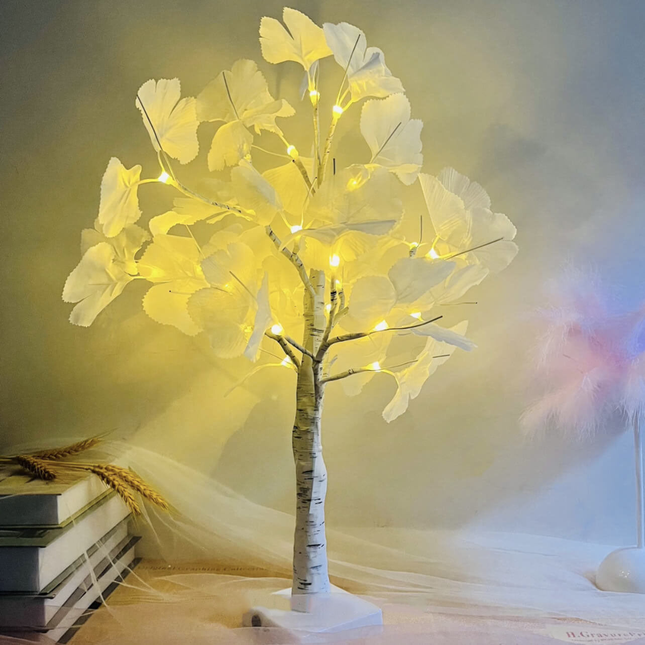 Rynx | Battery-operated LED illuminated wooden decoration