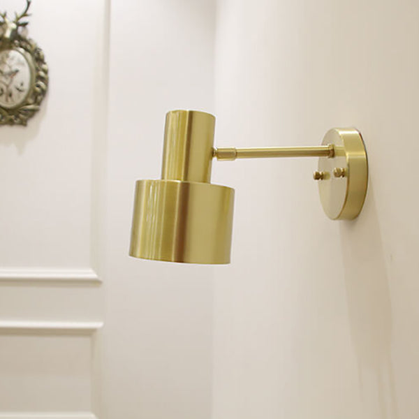 Rynx | Modern minimalist gold metal wall lamp