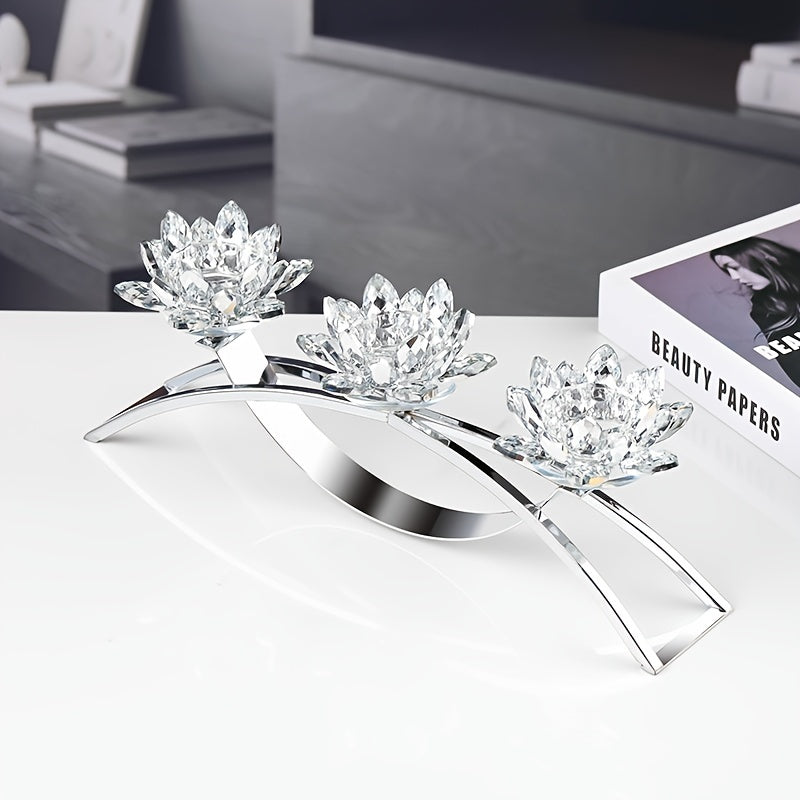 Rynx | 3-Armed Crystal Lotus Candle Holder - Elegant Table Decoration Zilvery