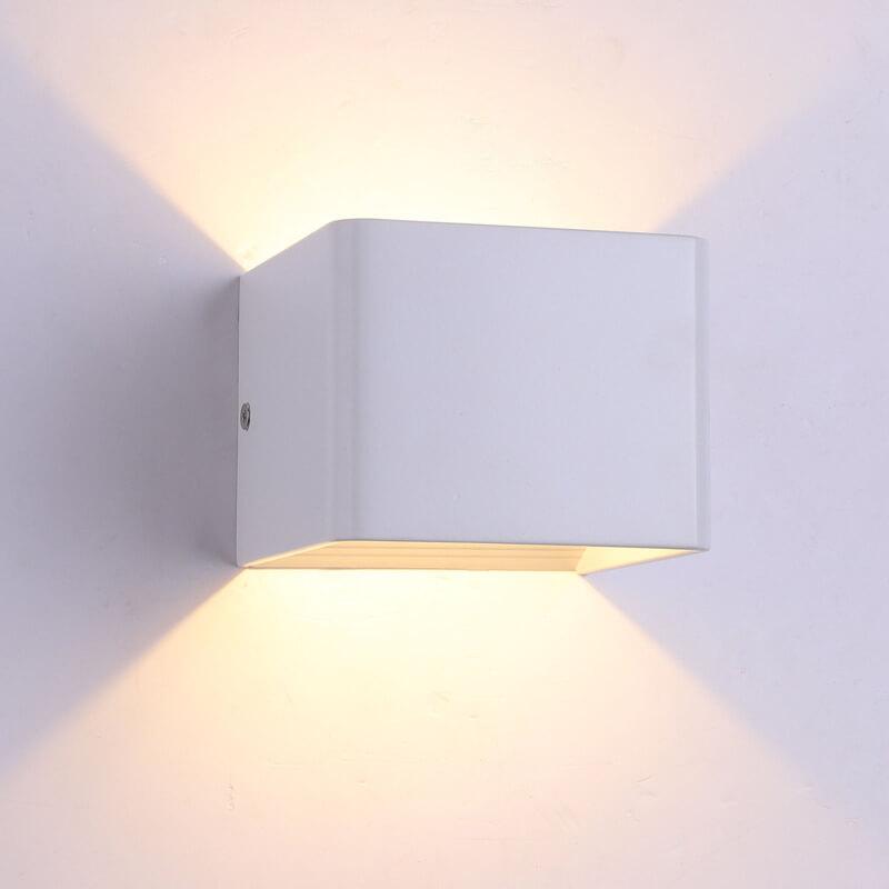 Rynx | LED-Mini-Square Wall Lamp in Aluminum