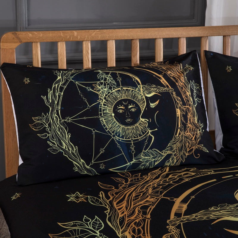 Rynx | Three-piece home textiles set