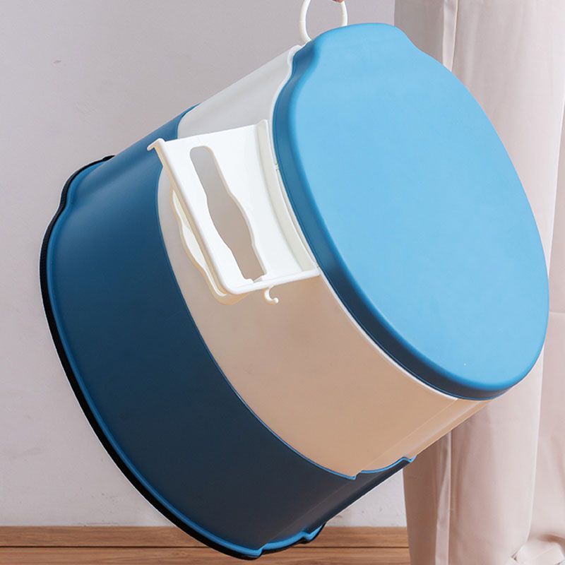 Rynx | Contemporary plastic floor-mounted toilet bowl with toilet seat for the bathroom