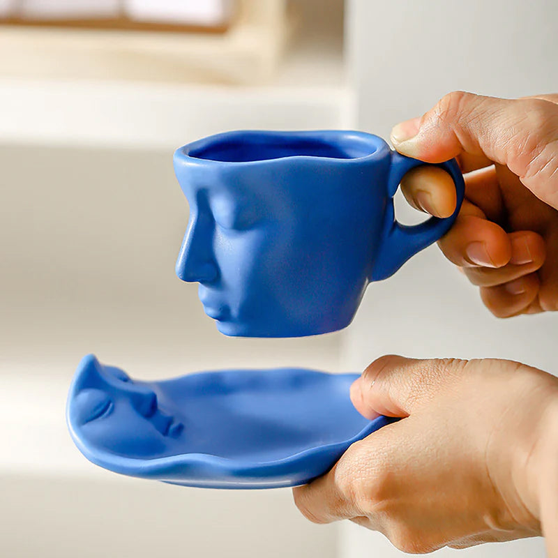 Rynx | Metal touching face, creative ceramic kiss coffee mug