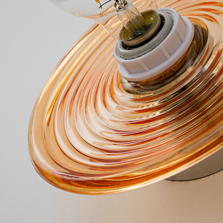 Rynx | Timeless glass wall lamp for versatile lighting