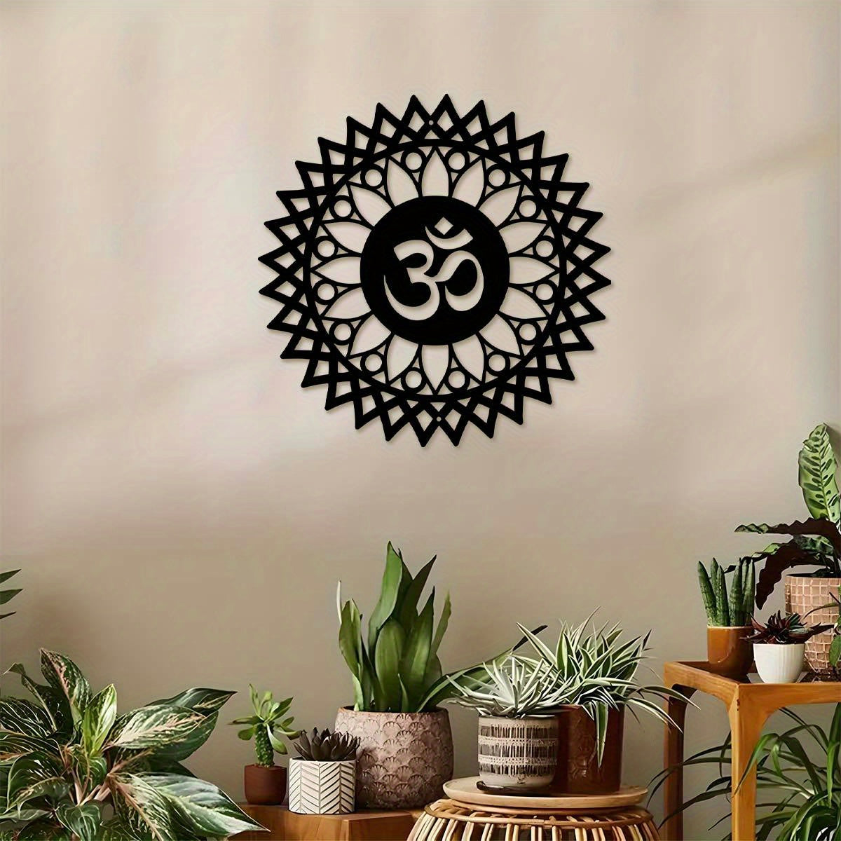 Rynx | MandalaDecor - 30.0 cm metal om symbol