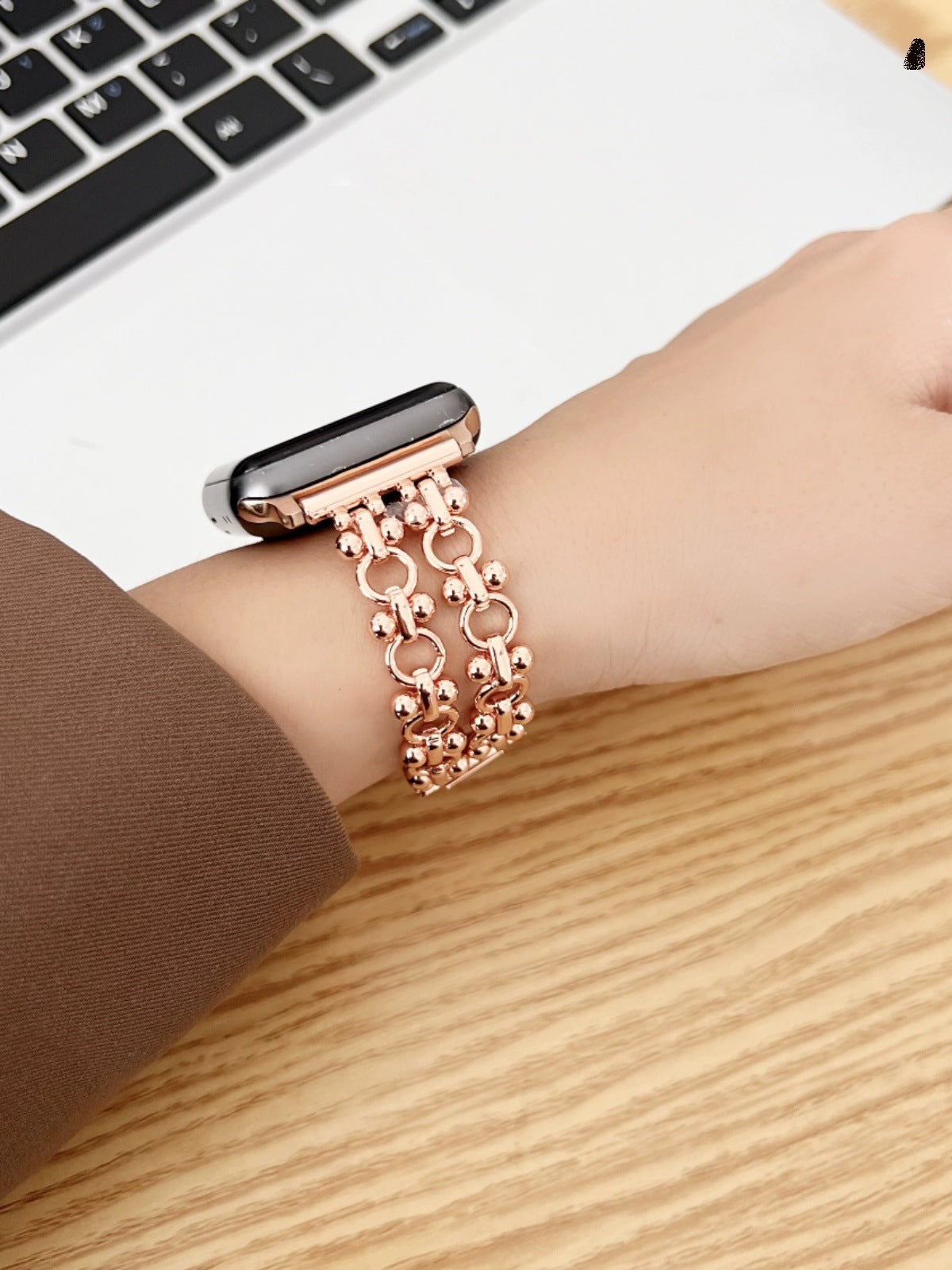 Rynx | New Chinese metal circle watch double chain