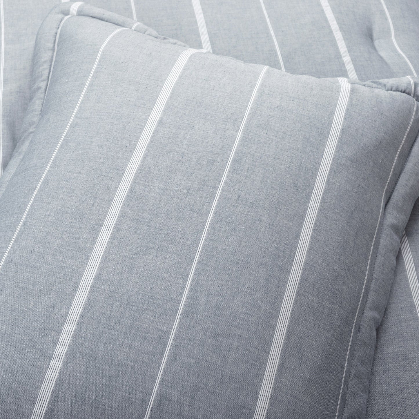 Rynx | Classic Farmhouse Chalk Stripe 3-Piece Bedspread Set