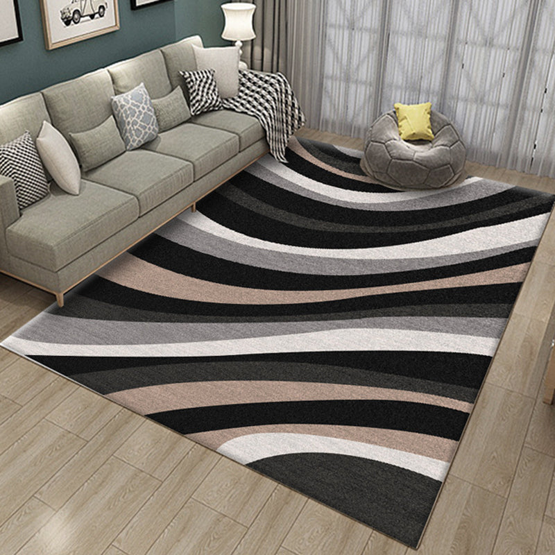 Rynx | Novelty Stripe Curve Pattern Rug in Black and Gray Polyester Rug Washable Rug for the Living Room