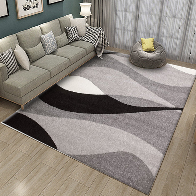 Rynx | Novelty Stripe Curve Pattern Rug in Black and Gray Polyester Rug Washable Rug for the Living Room
