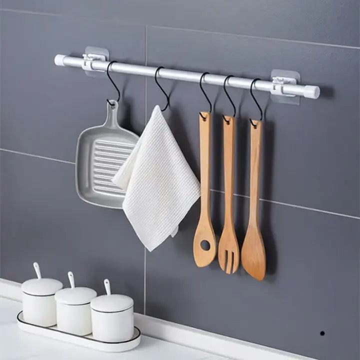 Rynx | Nail-free, adjustable curtain rod hooks