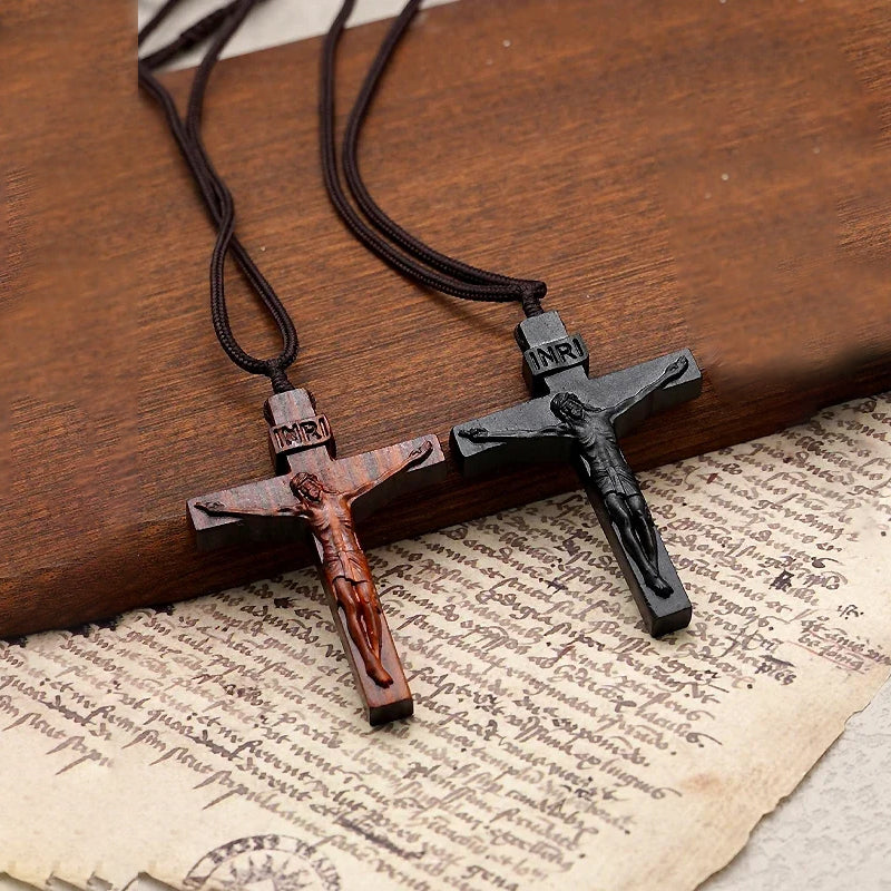 Rynx | Jesus-Cross-Necklace made of Wood