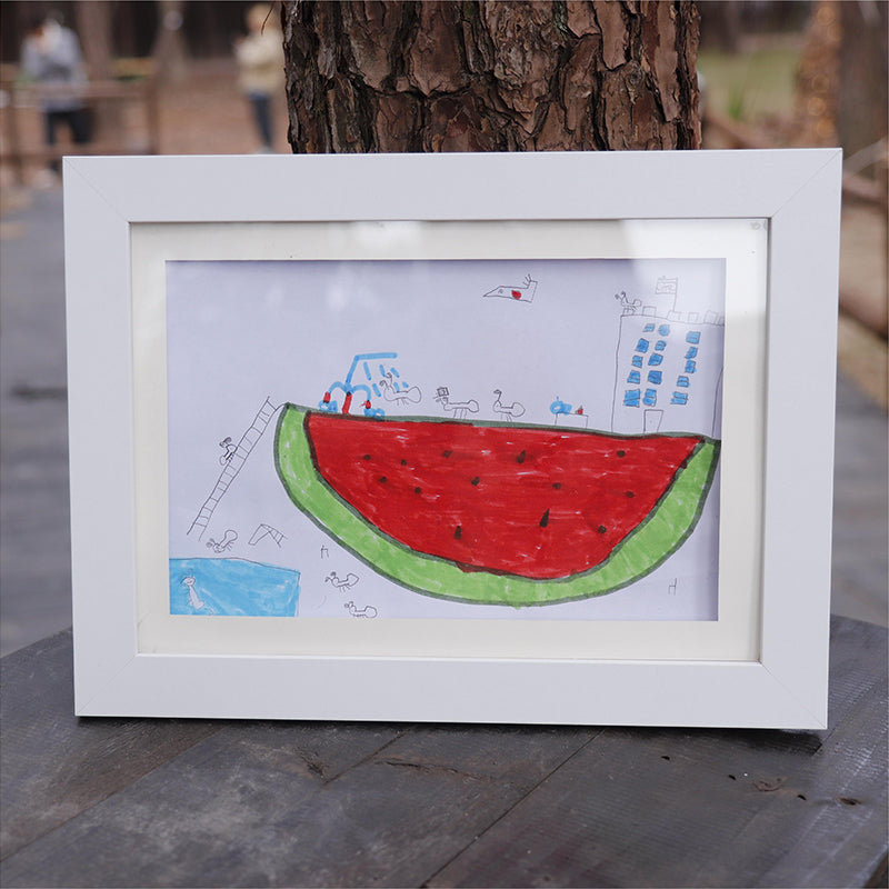 Rynx | Art photo frame for children