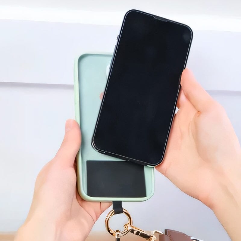 Rynx | Phone strap with zipper pocket