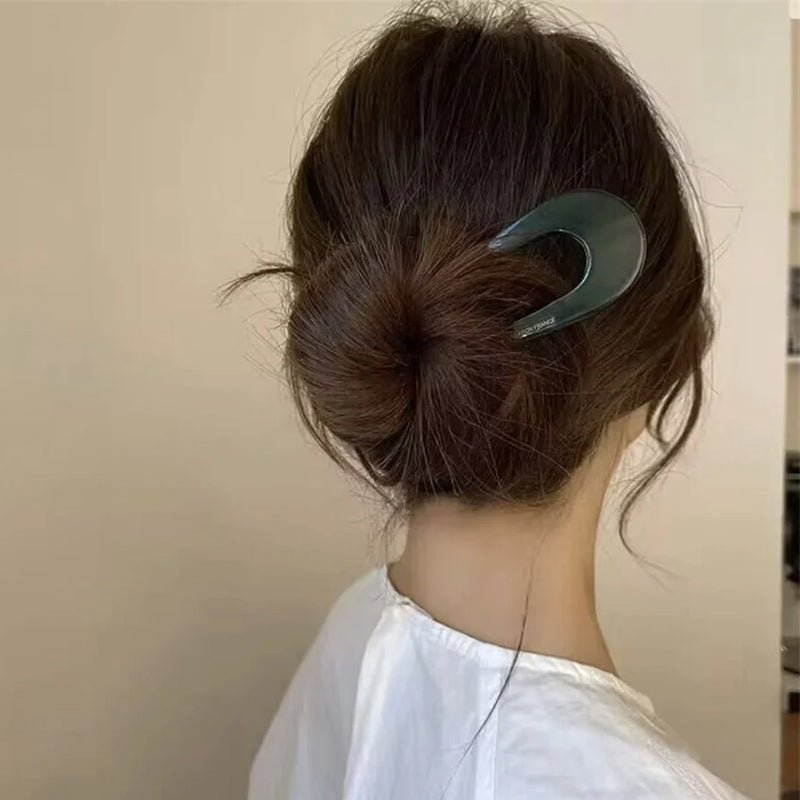 Rynx | EleganceGrip Elegance in Everyday Life