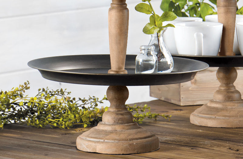 Rynx | Natural wood and metal step boutique stand