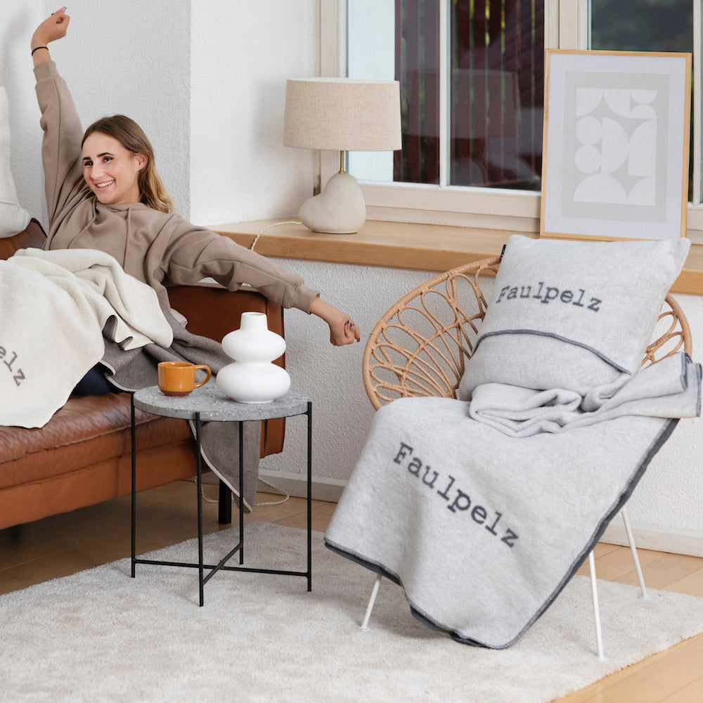 Rynx | Nordic Throw Blanket Lazy Fur Light Grey