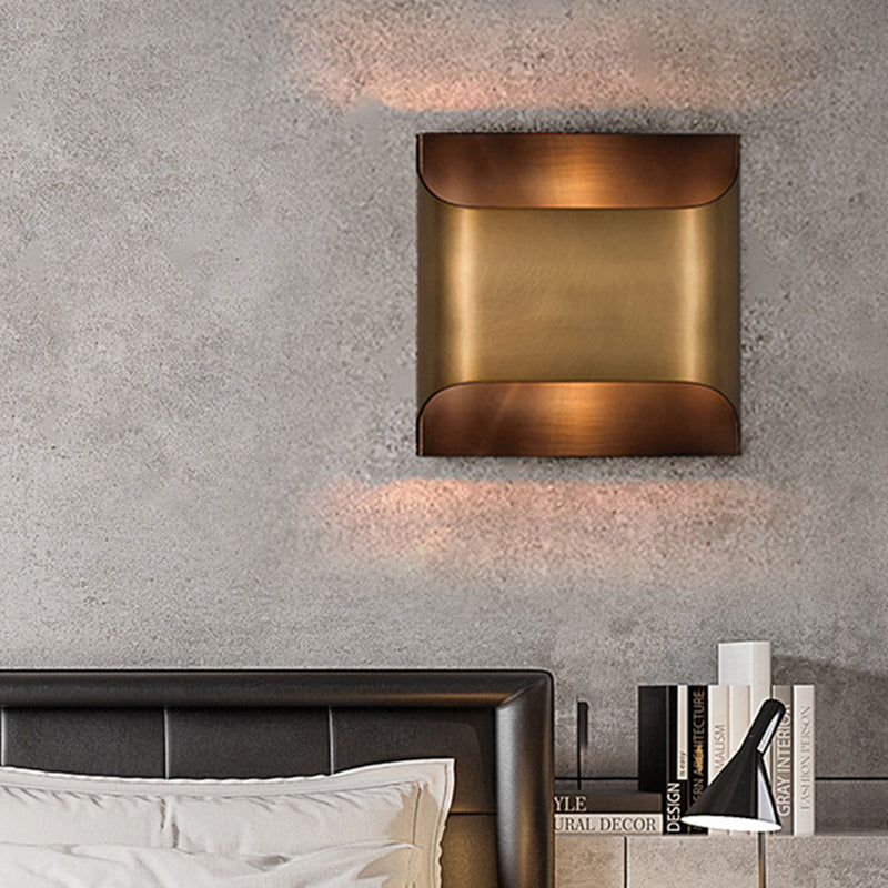 Rynx | Colonial Square/Rectangular Wall Lamp 1 Main Metal Surface Mounted Wall Lamp in Brass for Bedroom