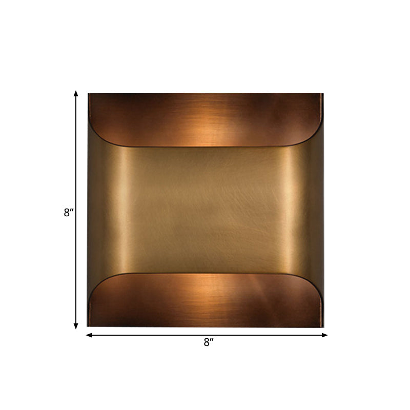 Rynx | Colonial Square/Rectangular Wall Lamp 1 Main Metal Surface Mounted Wall Lamp in Brass for Bedroom