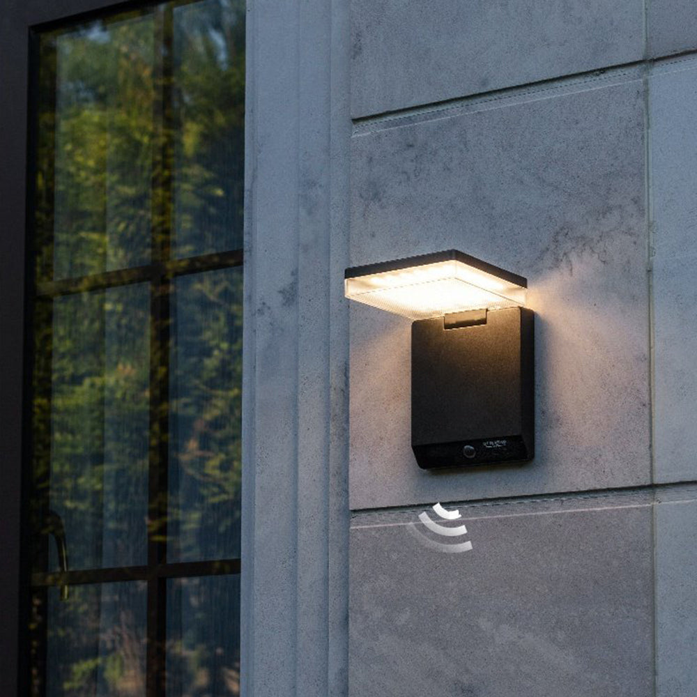 Rynx | SensorMotion - Modern LED Outdoor Wall Light