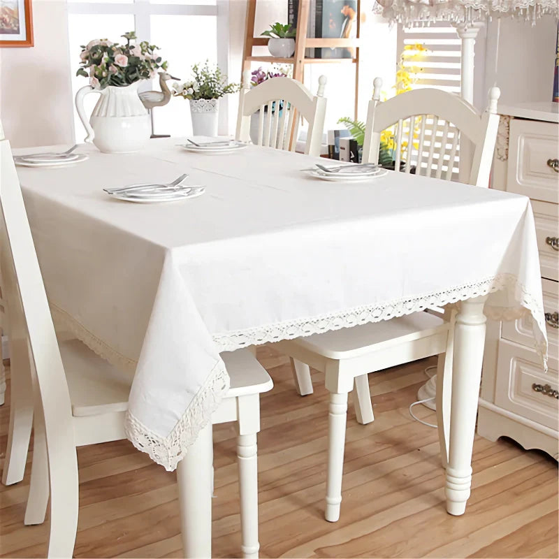 Rynx | Polyester bedding with lace edge