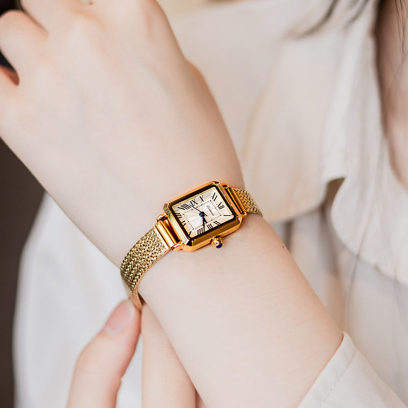 Rynx | Rectangular Milano Mesh Belt Middle Antique Clock