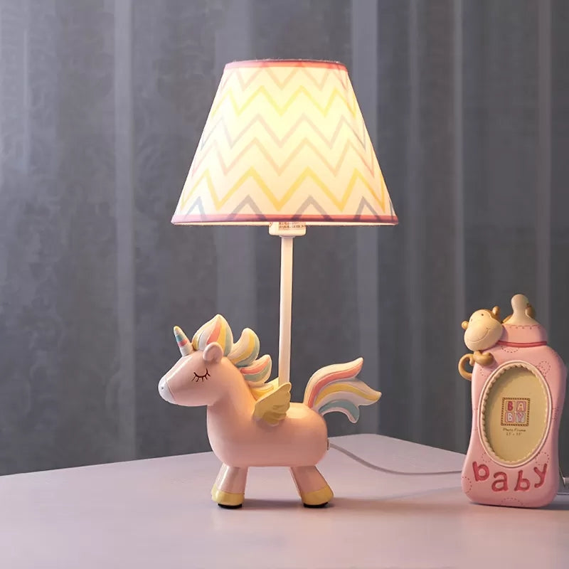 Rynx | Dreamicorn – Beautiful unicorn table lamp for magical bedrooms