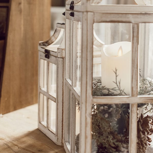 Rynx | Worn white washed window frame lanterns, set of 2
