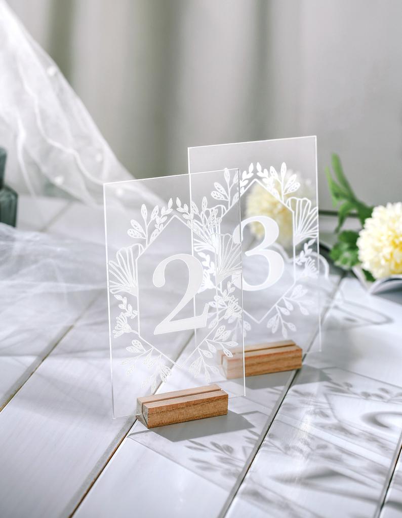 Rynx | Wedding table numbers with holders