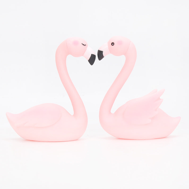 Rynx | Romantic Pink Flamingo Cake Decoration