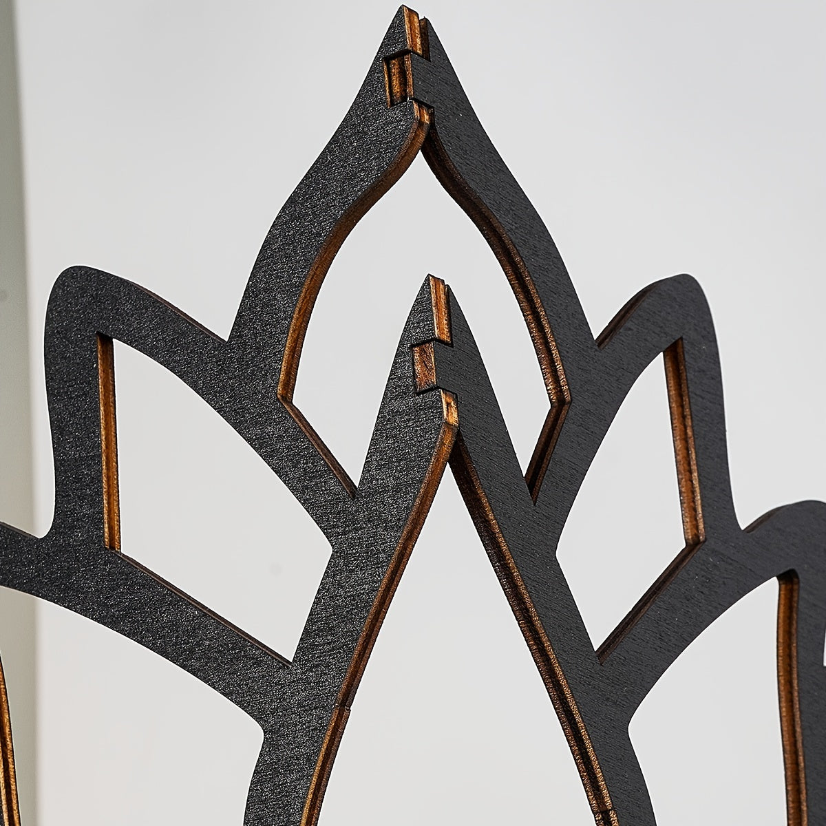 Rynx | LotusWood - Floating Wood Shelf in Lotus Shape