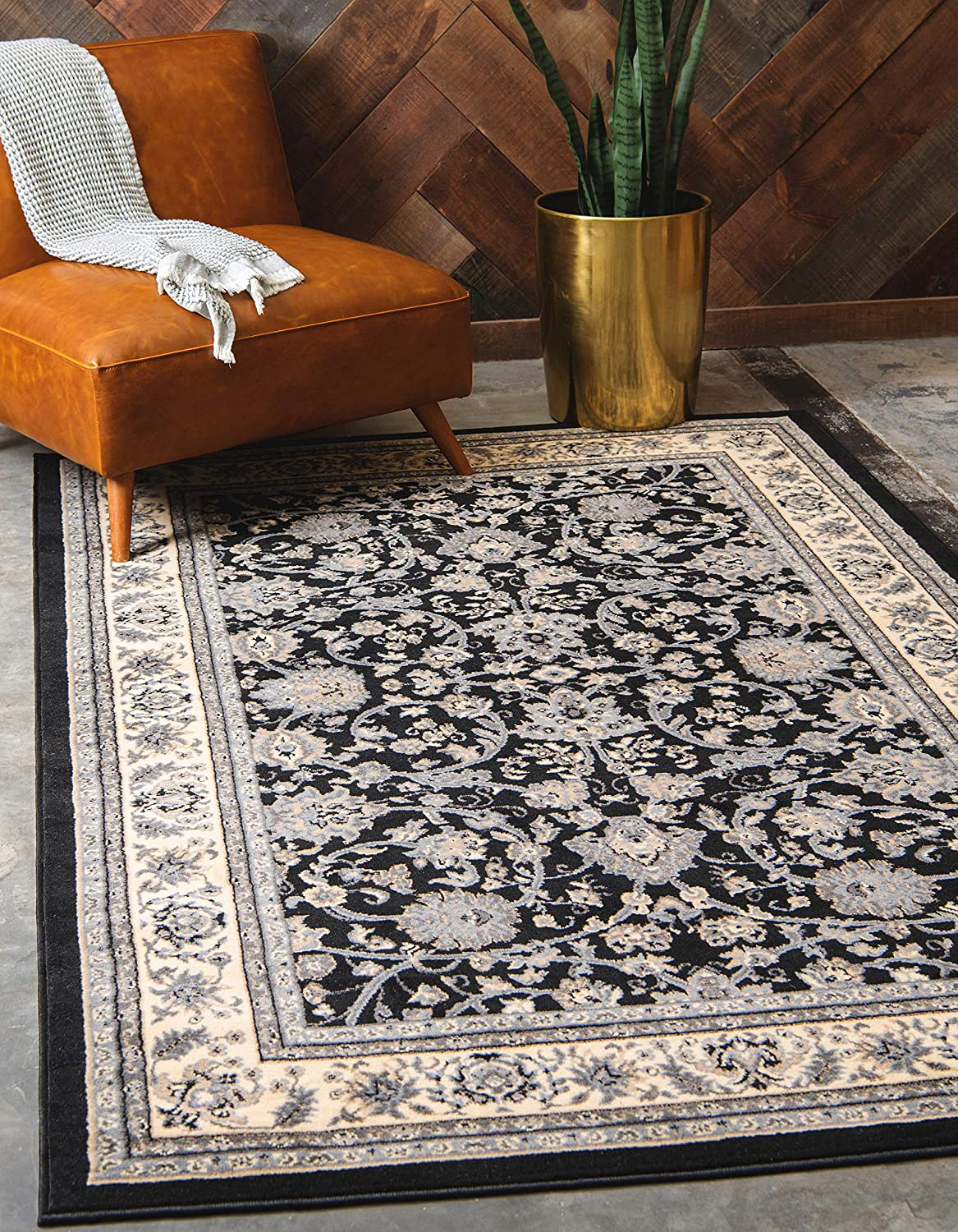 Rynx | Unique Loom Kashan Traditional Flower Rug, 4 x 6 Feet, Black/Gray