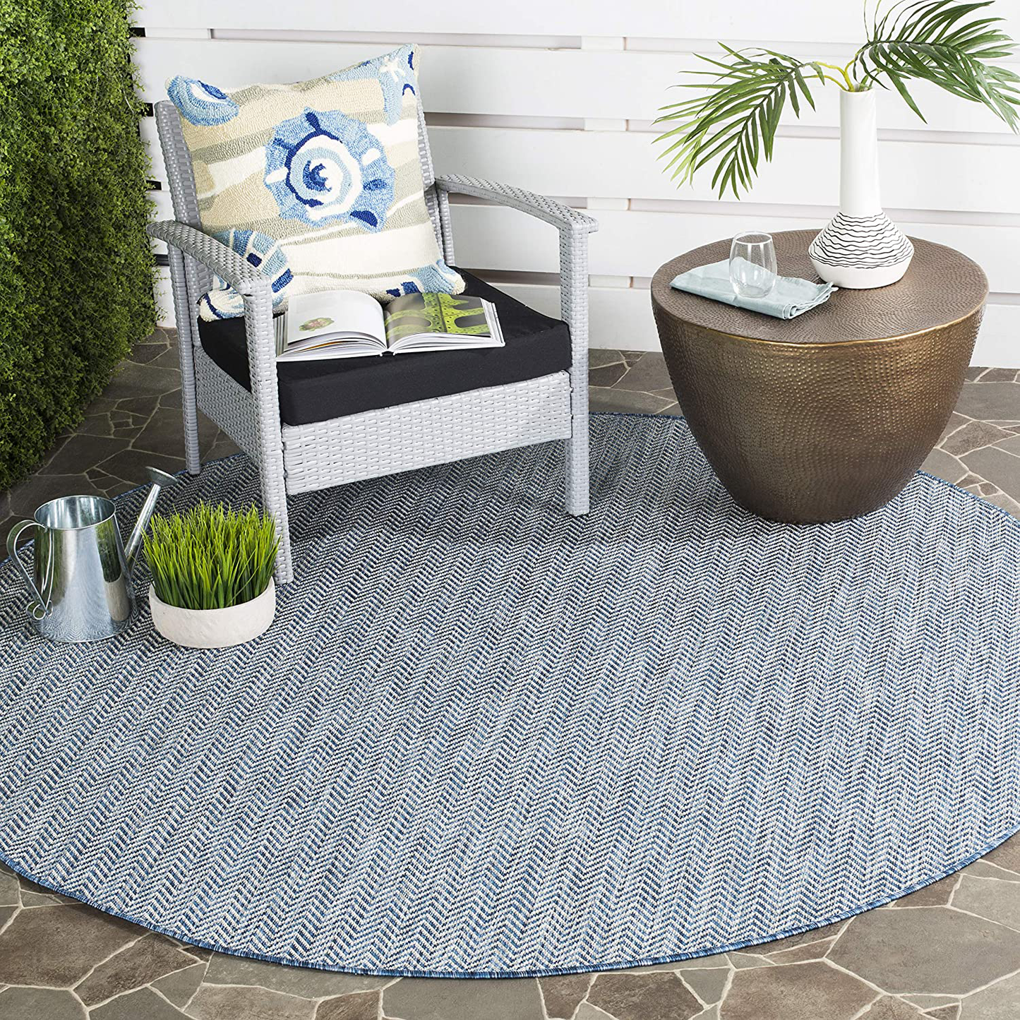 Rynx | Safavieh Courtyard Collection Cy8022 Indoor/ Outdoor Non-Shedding Stain Resistance Patio Backyard Area Rug, 4' X 4' Round, Navy Blue / Gray
