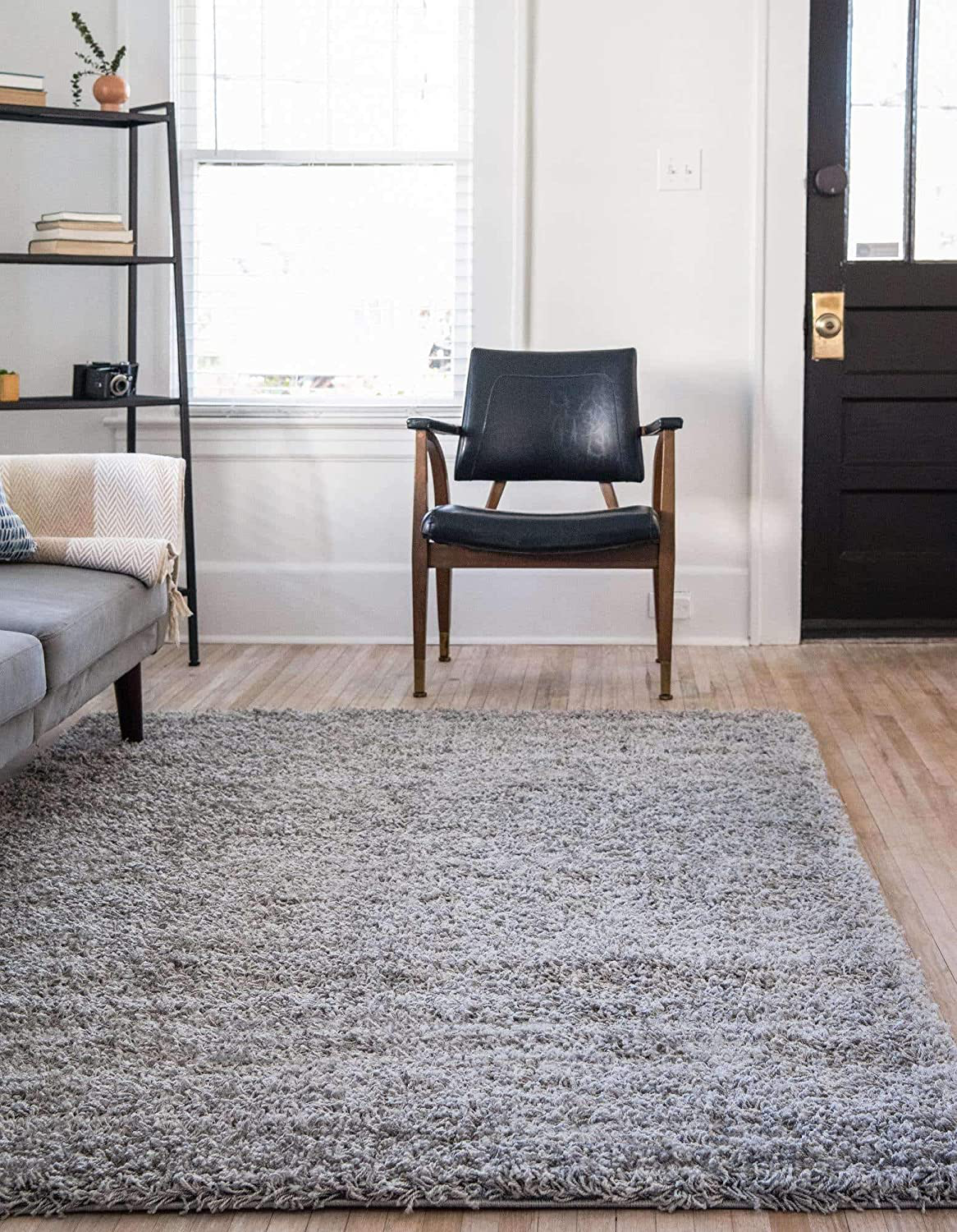 Rynx | Unique Loom Solo Solid Shag Collection Area Modern Plush Rug Luxurious & Soft, 4' 0 x 6' 0, Jet Black