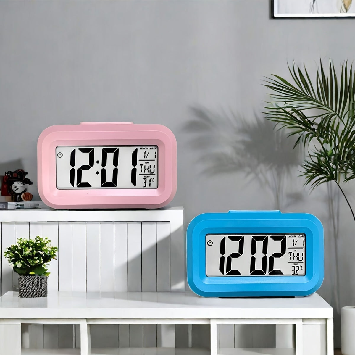 Rynx | GlowClock - Digital Alarm Clock with Date and Light Display