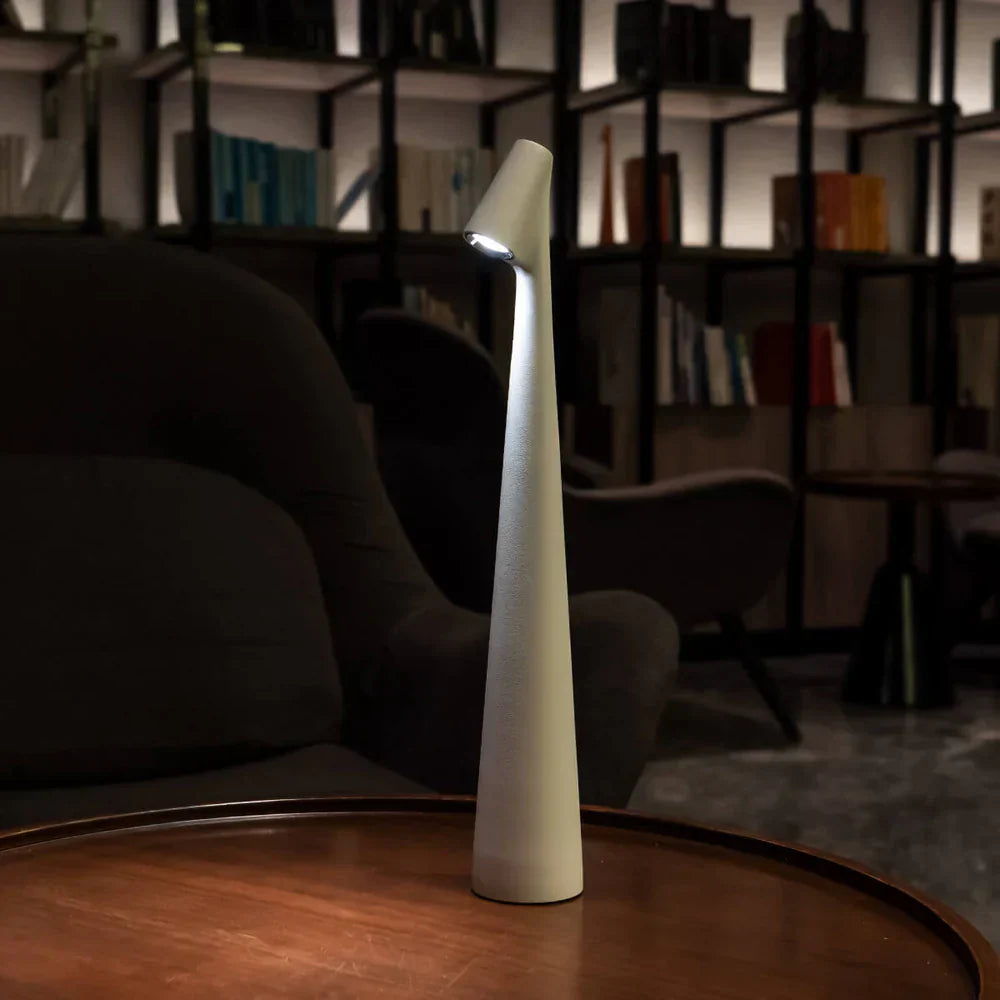 RYNX | Nordic Minimalistic Design Table Lamp – Wireless - Led - Versatile Usage