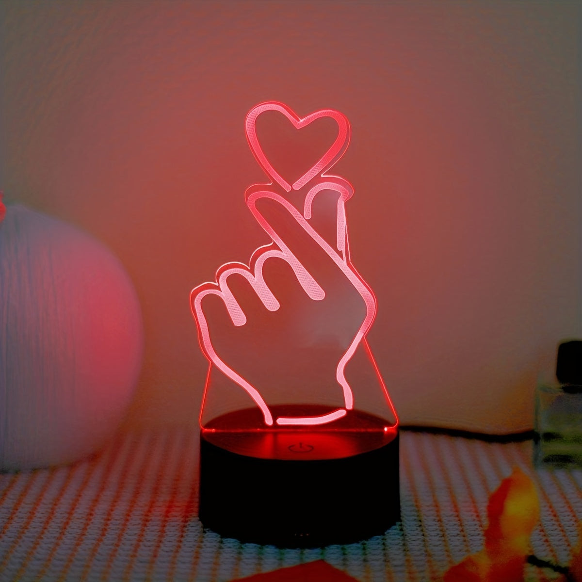 Rynx | IllumiHeart - 7-color LED Night Light with Touch Control