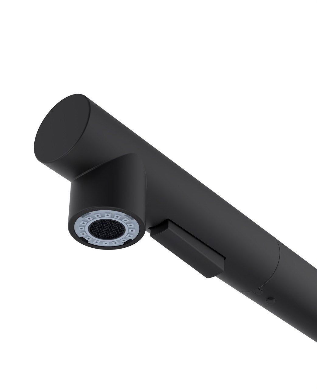 Rynx | Kitchen faucet with pull-out spray / Matte black design / Single hole installation / Single handle operation