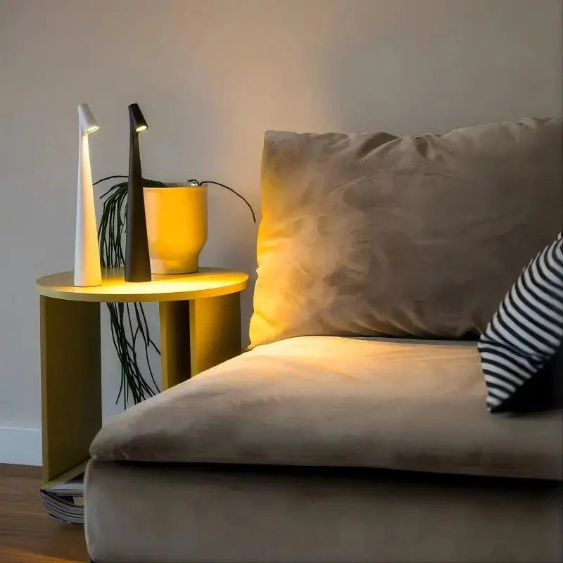 RYNX | Nordic Minimalistic Design Table Lamp – Wireless - Led - Versatile Usage