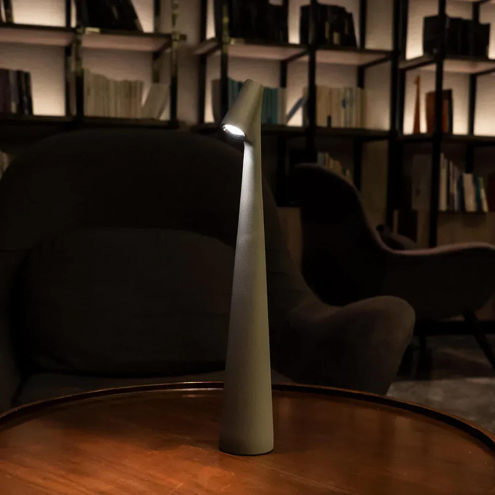 RYNX | Nordic Minimalistic Design Table Lamp – Wireless - Led - Versatile Usage