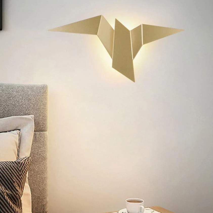 Rynx | LumeNest – Artistic Bird Wall Lamp for a Modern Accent