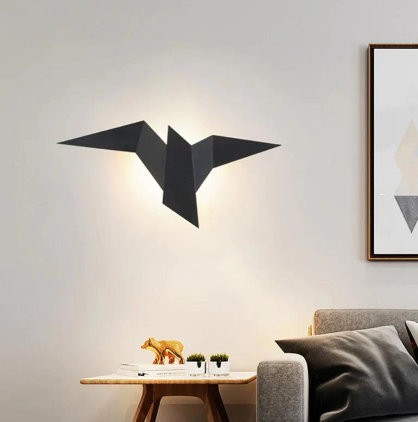 Rynx | LumeNest – Artistic Bird Wall Lamp for a Modern Accent