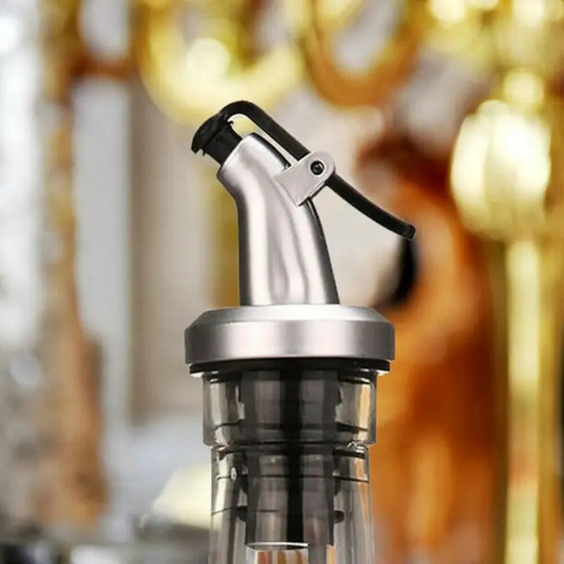Rynx | Spout for spice bottles – Leak-proof & food safe