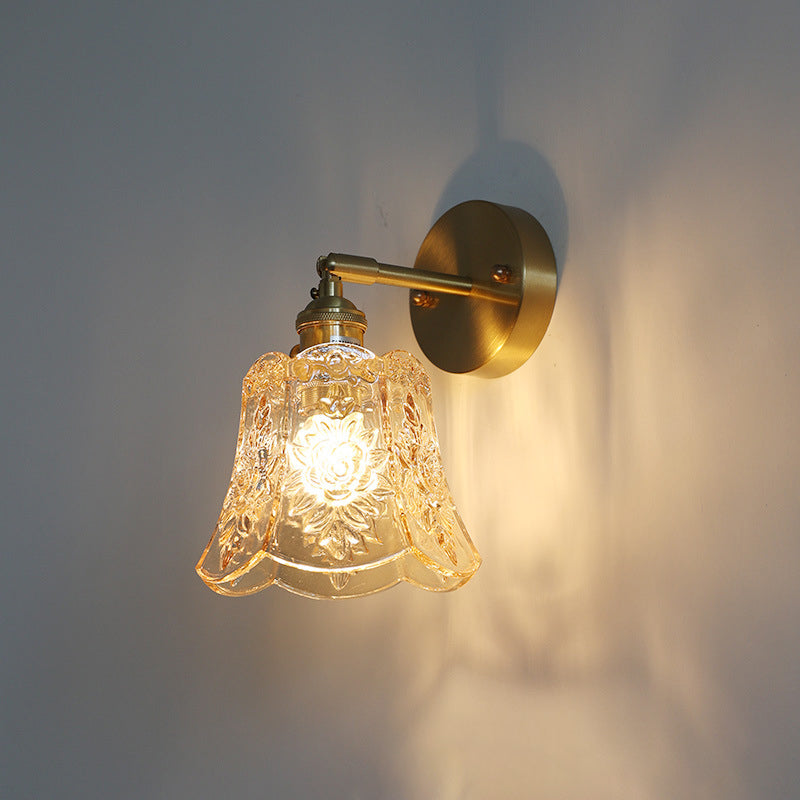 Rynx | Traditional Vintage Carved Grid Cone Flower Glass Iron 1-Light Wall Sconce Lamp for the Living Room B Amber color