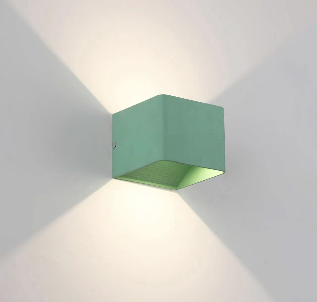 Rynx | Orr Modern Square Wall Lamp