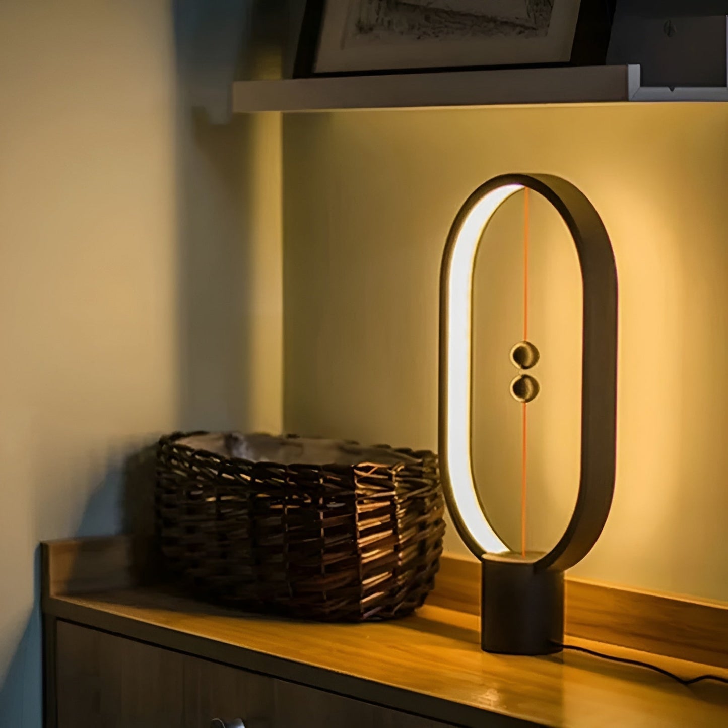 RYNX | LED BalanceGlow Lamp – Refined Atmosphere & USB Charging