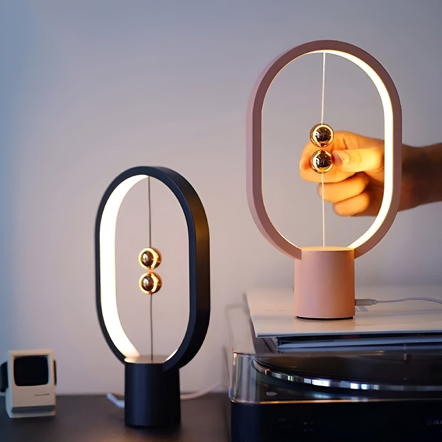 RYNX | LED BalanceGlow Lamp – Refined Atmosphere & USB Charging