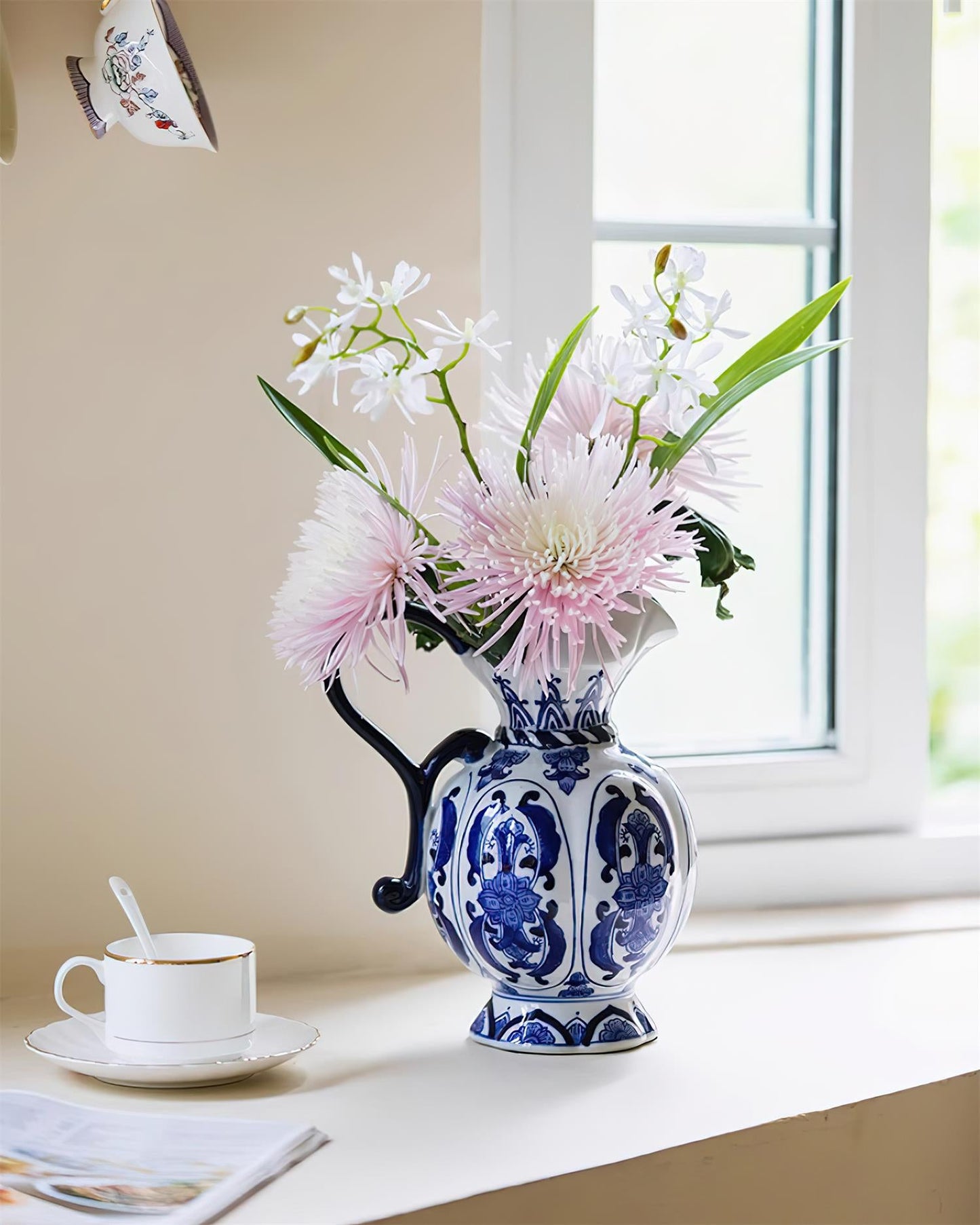 Rynx | Blue Branco Vase