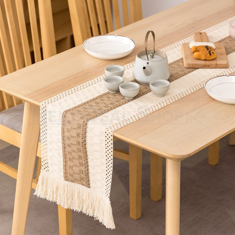 Rynx | Bohemian Macrame Table Runner