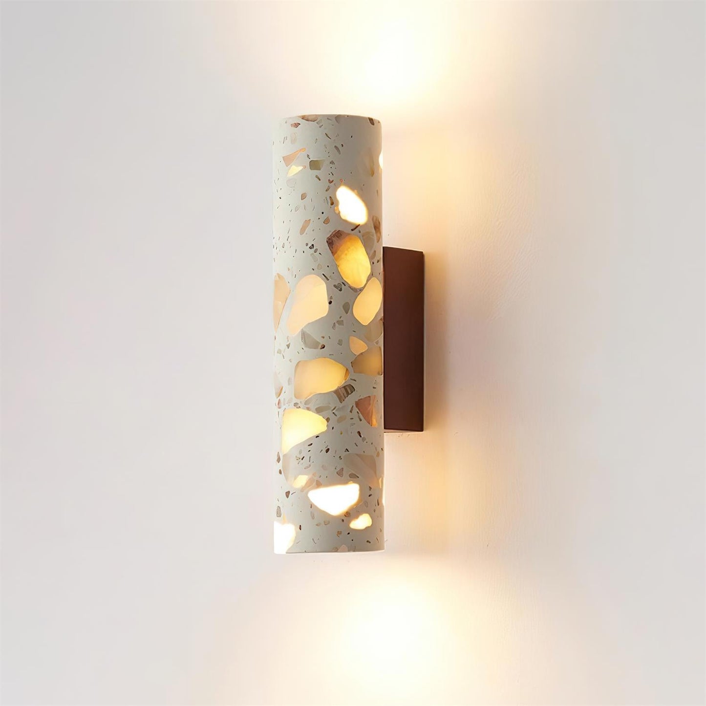 Rynx | Clasten Wall Lamp