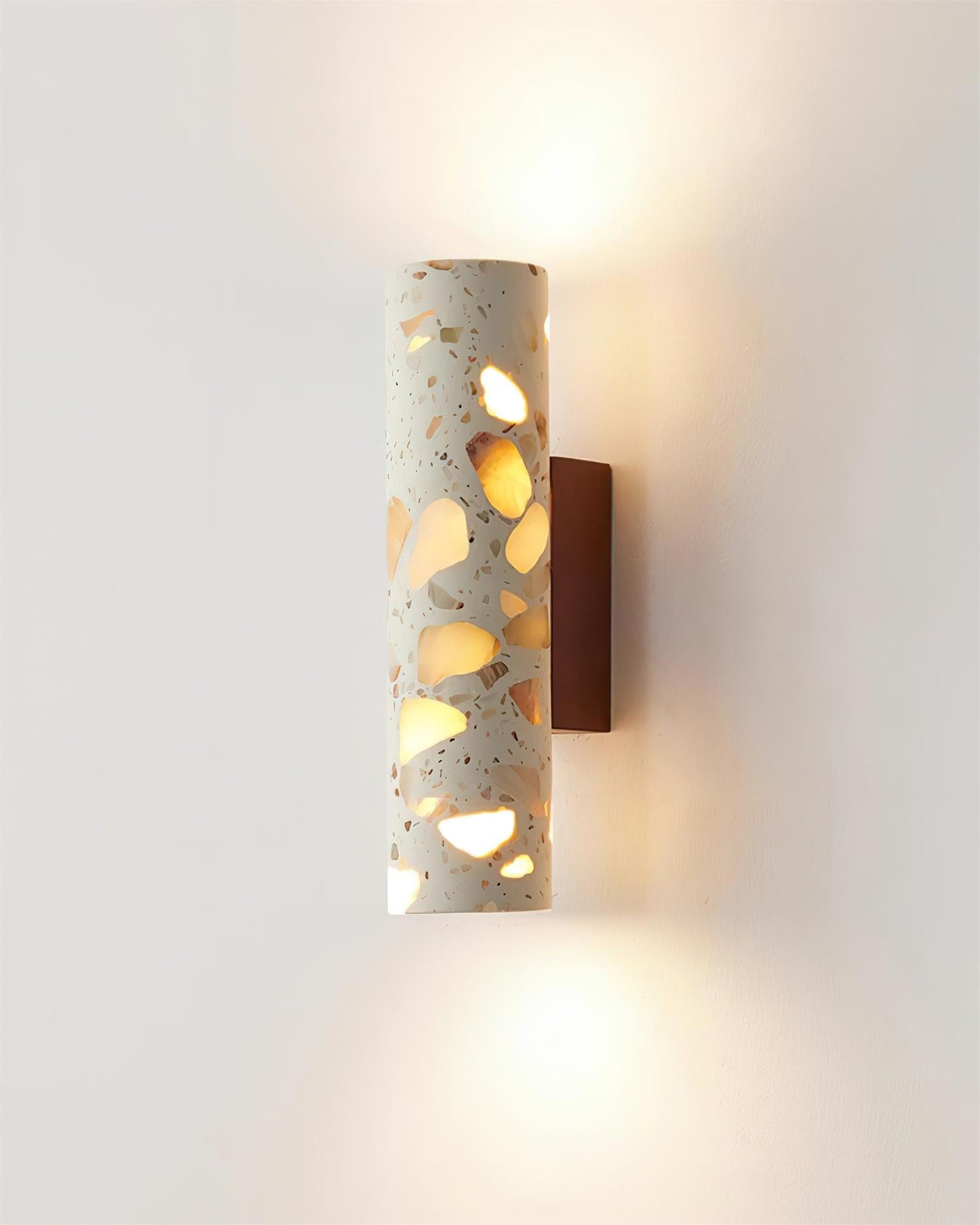Rynx | Clasten Wall Lamp